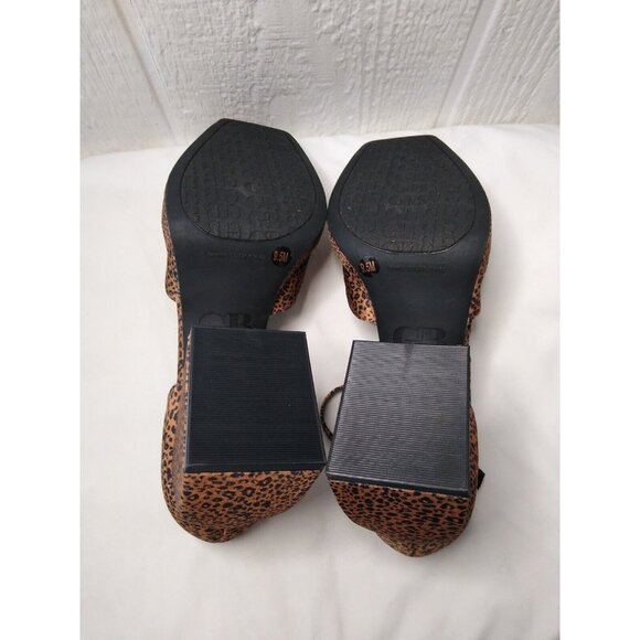 GB Gianni Bini New Rules Women's 9.5 Leopard Print T Strap 4" High Heel Sandals - Picture 6 of 10